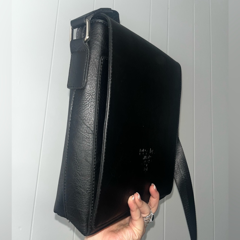 Black Leather Handbag with Brown Interior